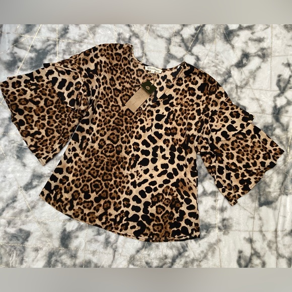 By Together Leopard Top - Picture 1 of 7